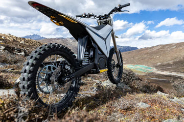 Samsung Ternary Lithium Battery: Długa żywotność, bezpieczeństwo i rozszerzony zasięg YVOLT Surge V